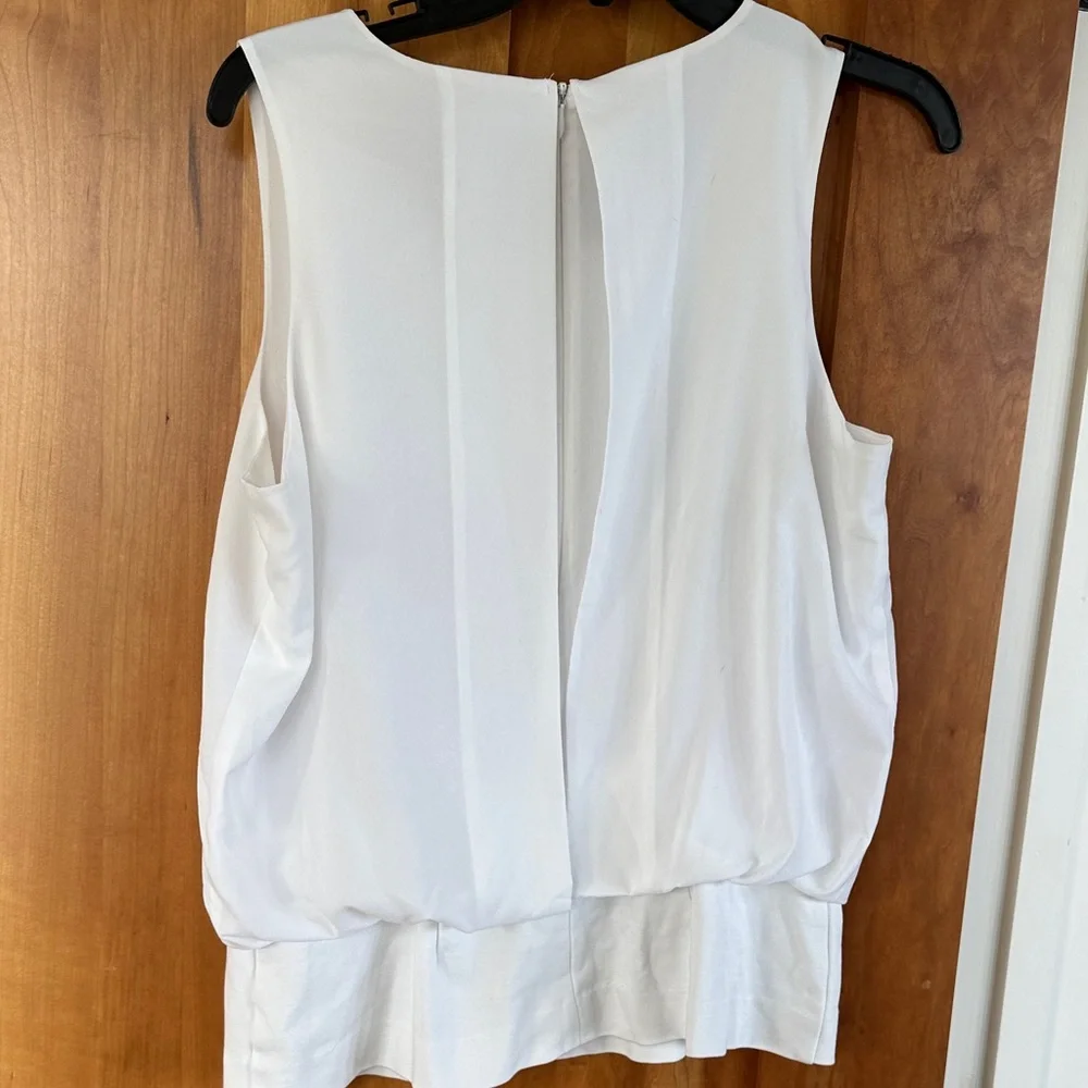 CAbi Classic White Sleeveless Blouse NWOT - Picture 6 of 8